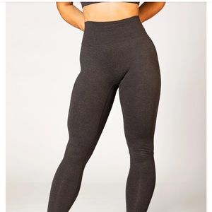 P’tula bare pro legging 26” inseam